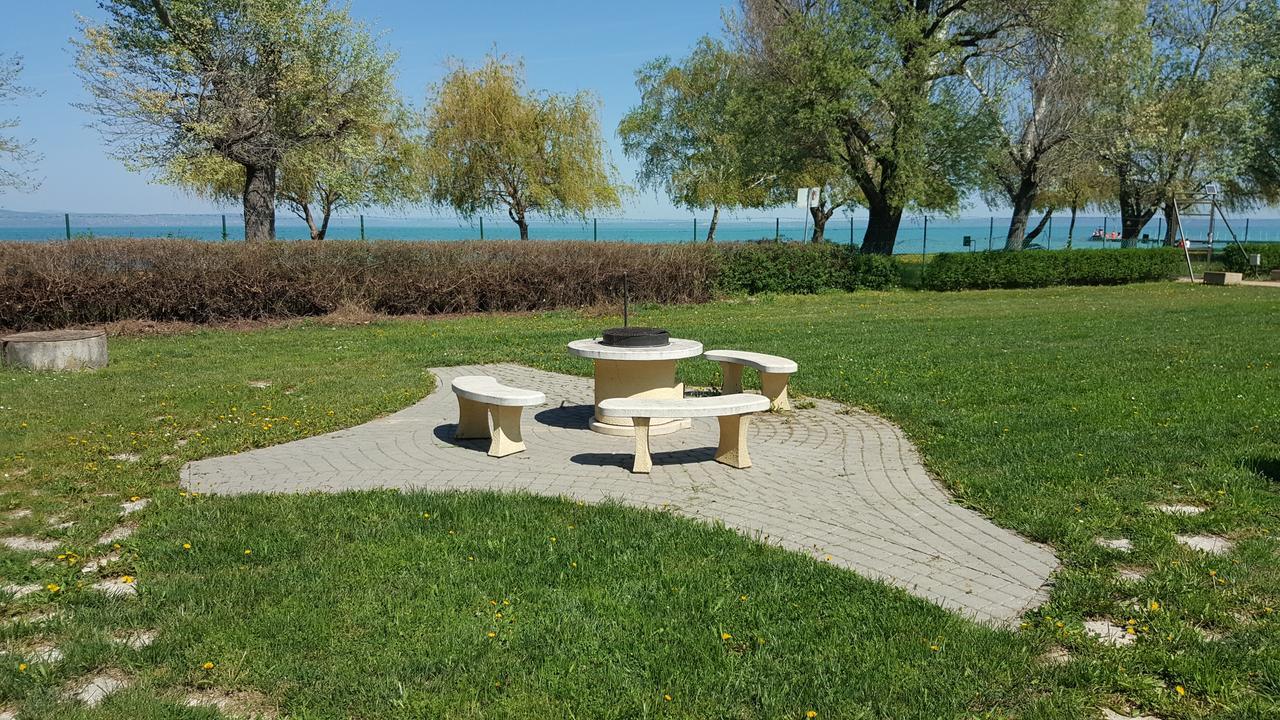 Surman Apartmanok Siófok Extérieur photo